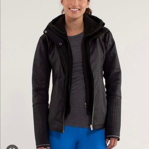 EUC Rare Lululemon Run Bundle Up Jacket
